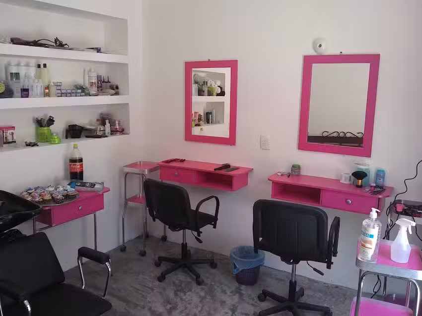 Sal&oacute;n de belleza y barber&iacute;a Toledo