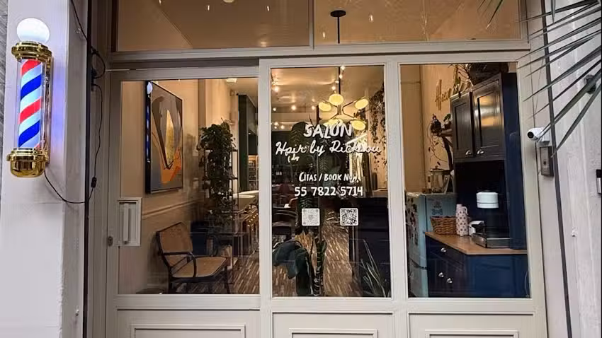 Sal&oacute;n Hair By Ricksou