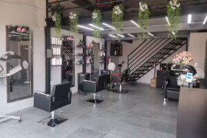 SALON PEPE FLORES