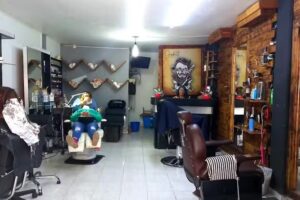 Salon y barberia yaxxz
