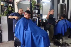 Santos Salas Barber&iacute;as