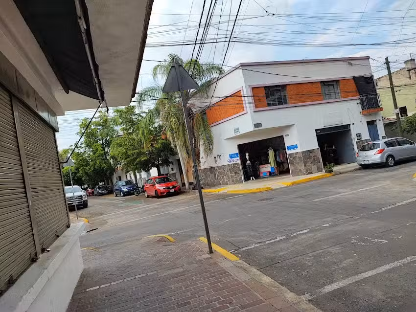 Saul Zambrano Hair Studio