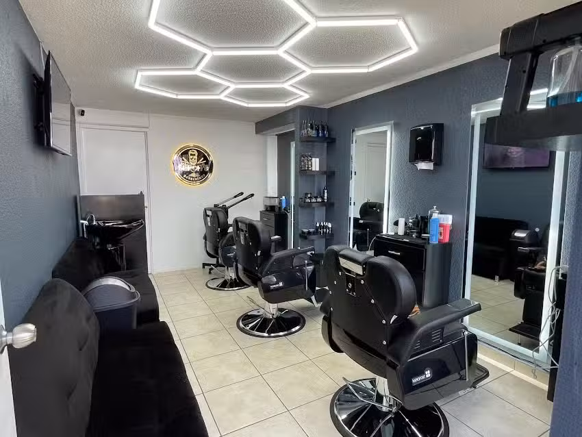 Serch&rsquo;s Barbershop