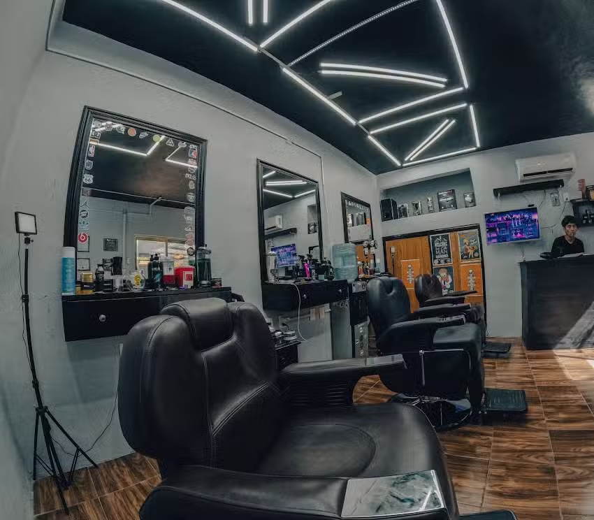 Shark&rsquo;s Barber