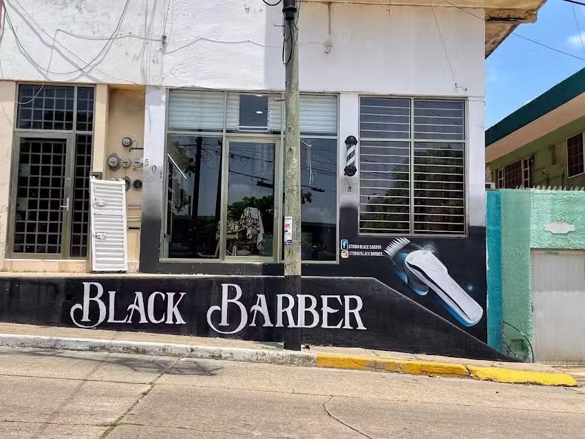 Studio Black Barber