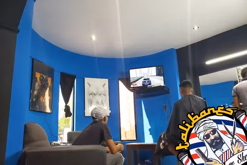 Talibanes Barber Studio