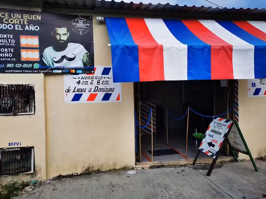 The Barber Shop Poncho