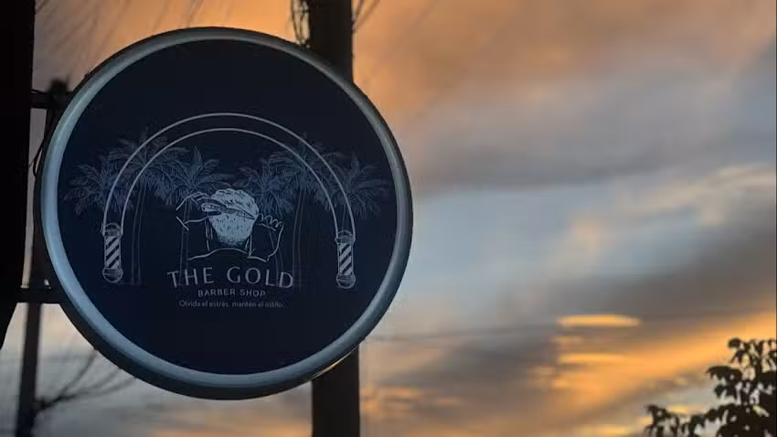 THE GOLD BARBER SHOP