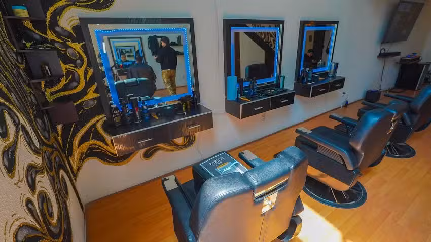 The King Barber Studio