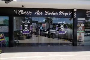 THE PEAKY BARBER&rsquo;S