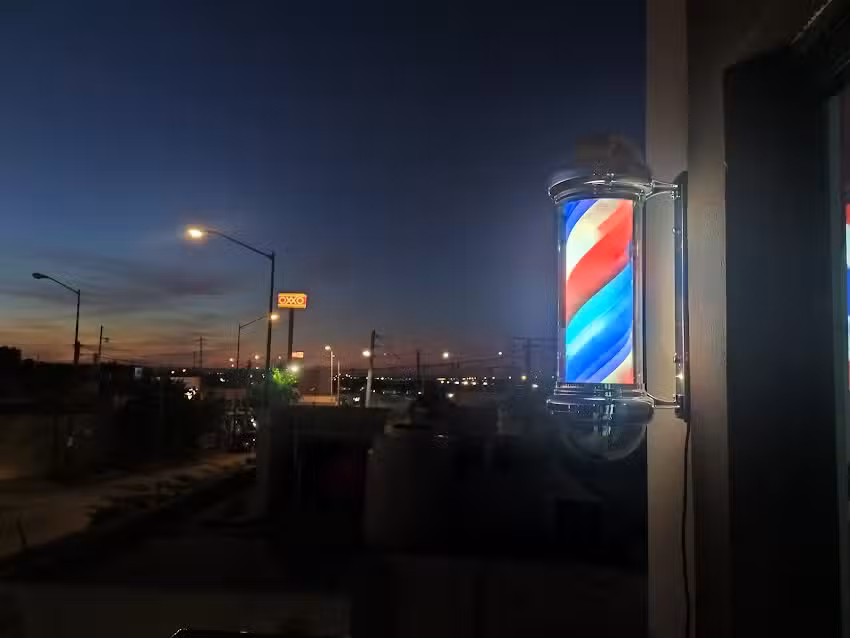 THE RACING BARBER SHOP