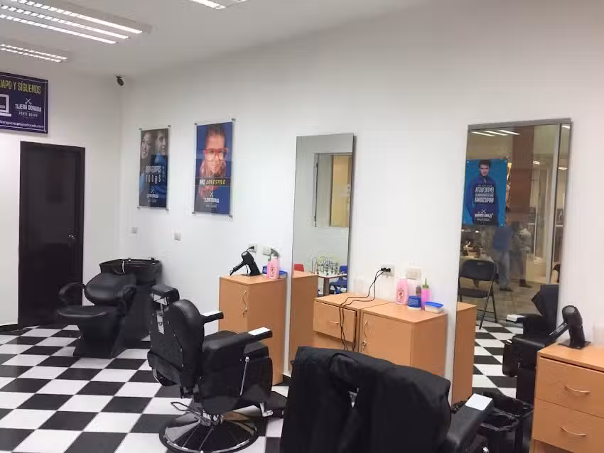 Tijera Dorada Peluquerias