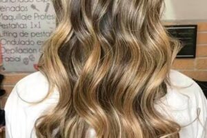 TINA Sal&oacute;n de belleza