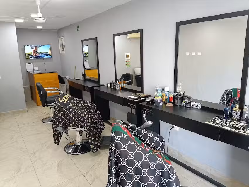 Trakas Barber Shop