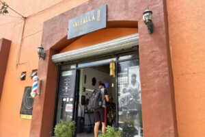 VALHALLA Barberia & sal&oacute;n