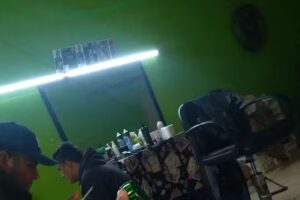 Vega&rsquo;s barbershop