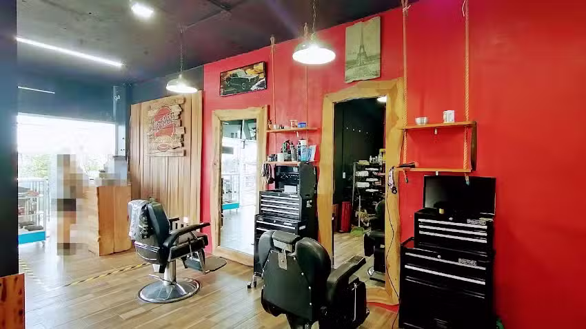 Vintage Sal&oacute;n & Barbershop