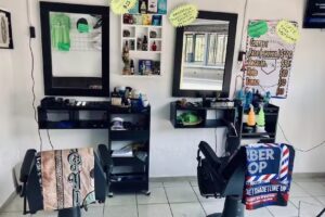 W’s Men’s Factory Barbería 2