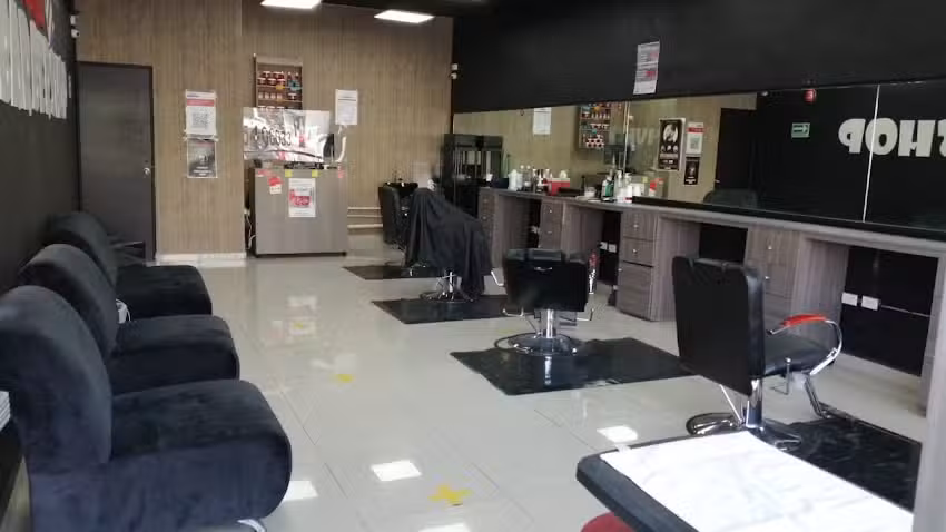Yorz Barbershop Plaza Colosio