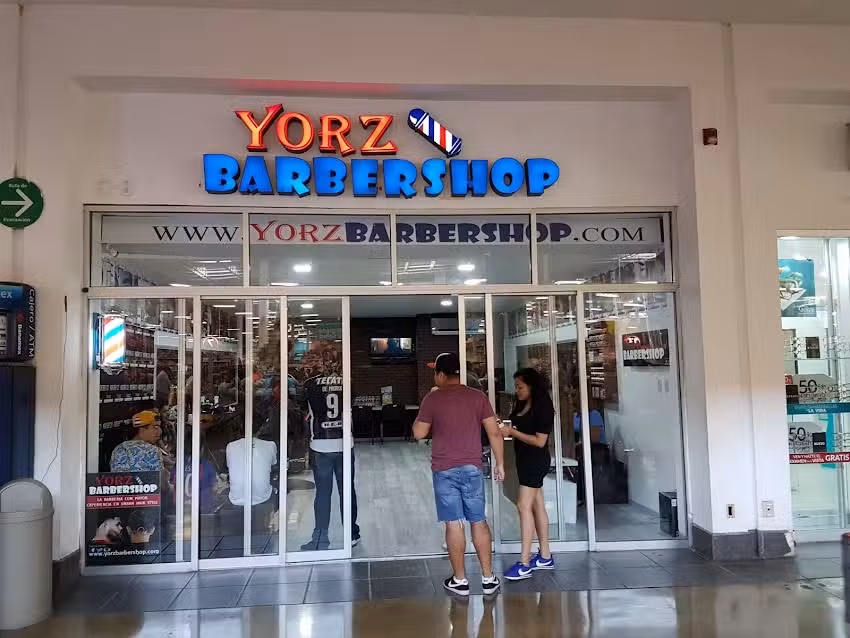 Yorz Barbershop Plaza Real