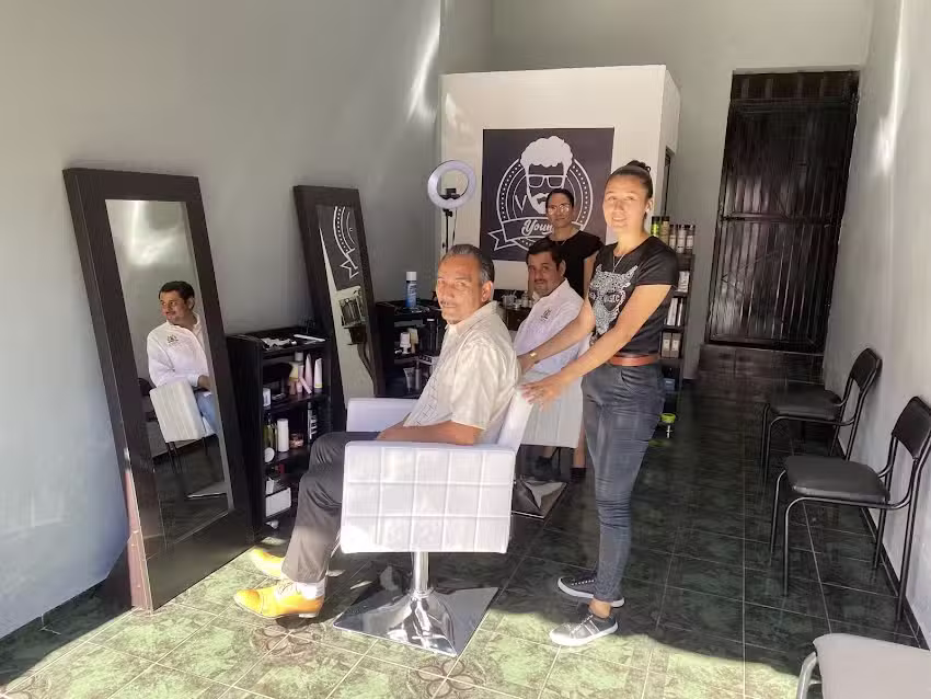 Young BarberShop Pihuamo