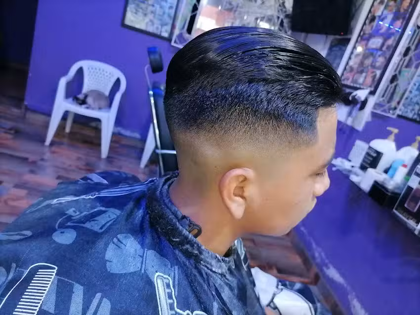 ZONA MIKE BARBER SHOP